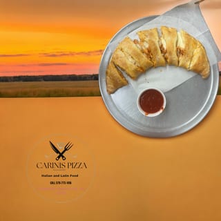 Carinis Special steak Calzone
