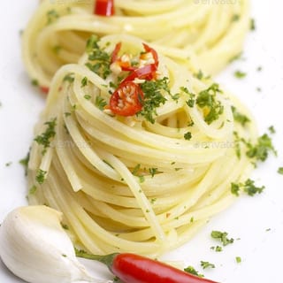 Pasta with Virgin Olive Oil & Fresh Garlic